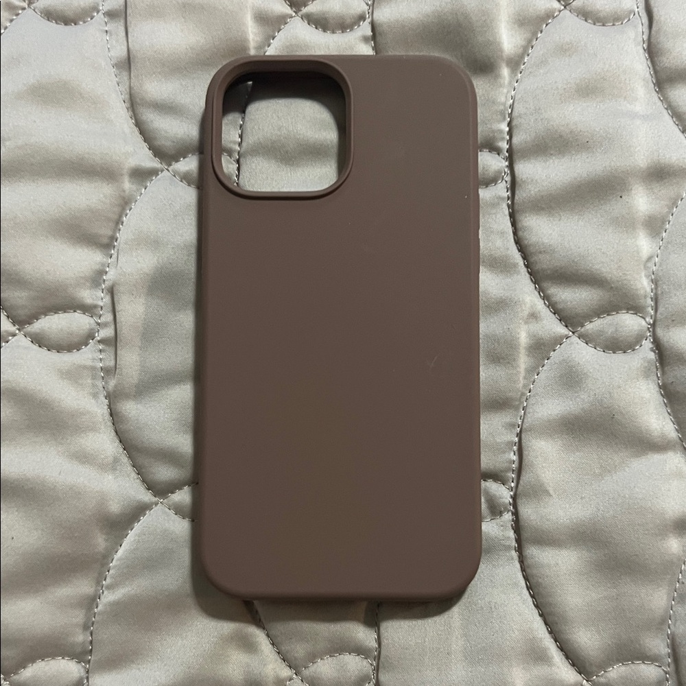 Slim Soft-Touch Phone Case in Mauve Brown